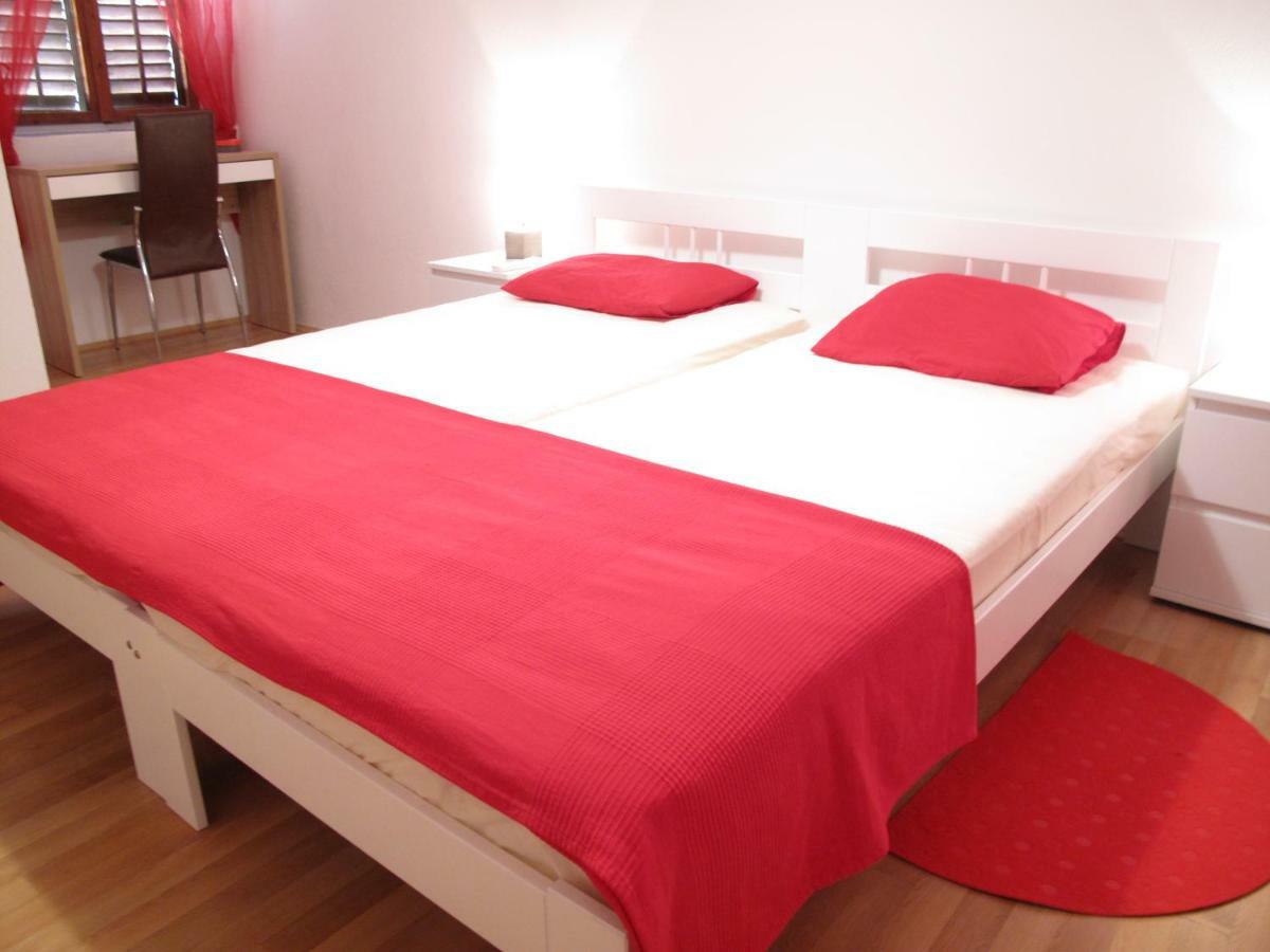 Illy City Centre Apartment Sibenik Exterior photo