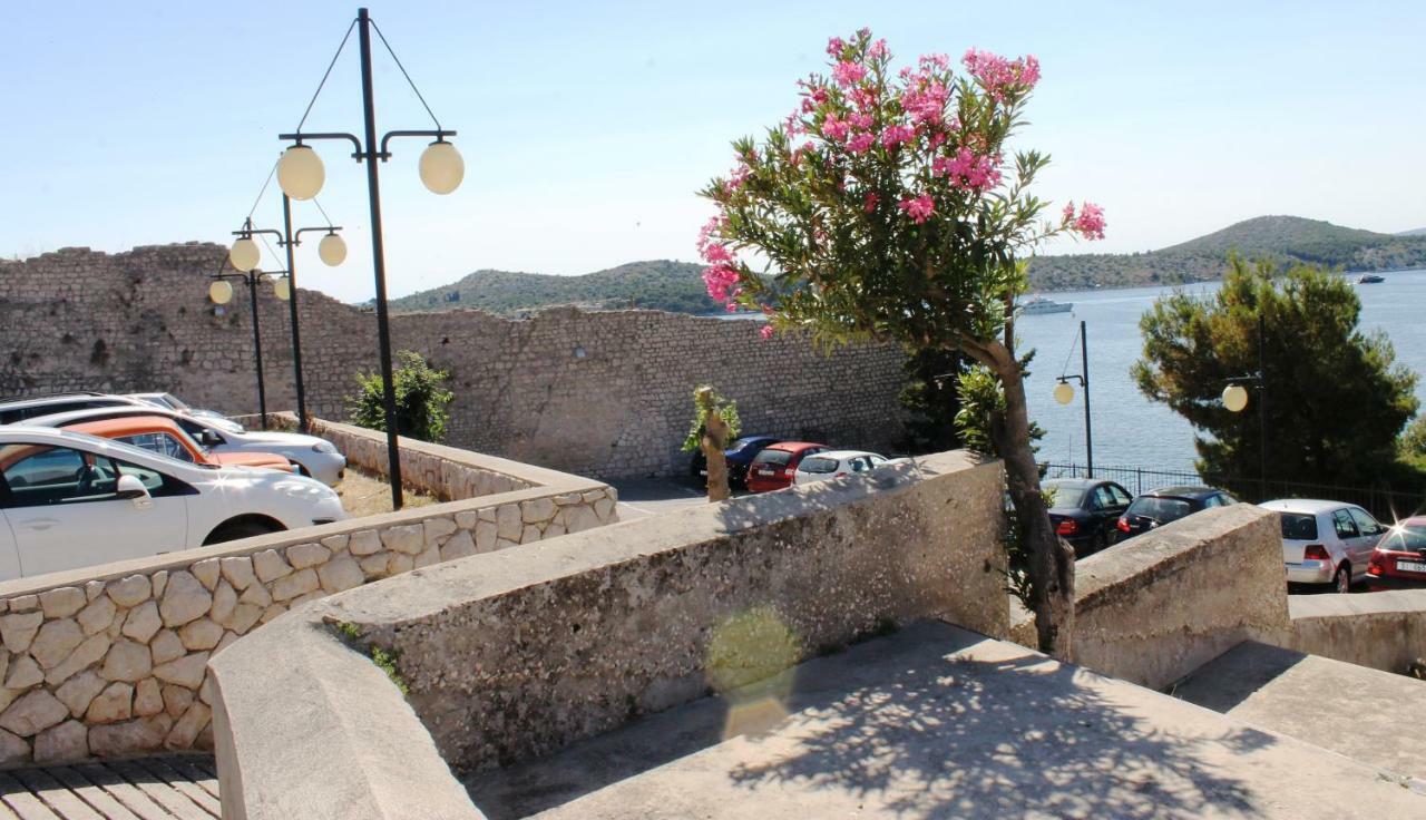 Illy City Centre Apartment Sibenik Exterior photo