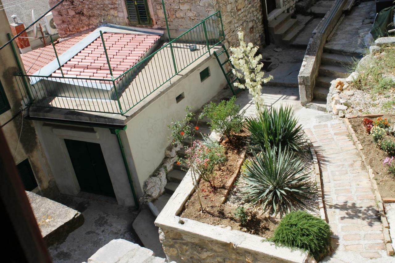 Illy City Centre Apartment Sibenik Exterior photo